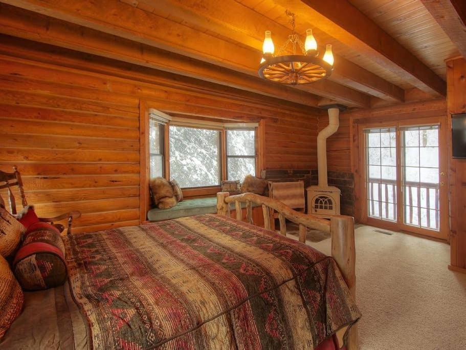 Log Cabin On The Stream Sundance, Utah Extérieur photo