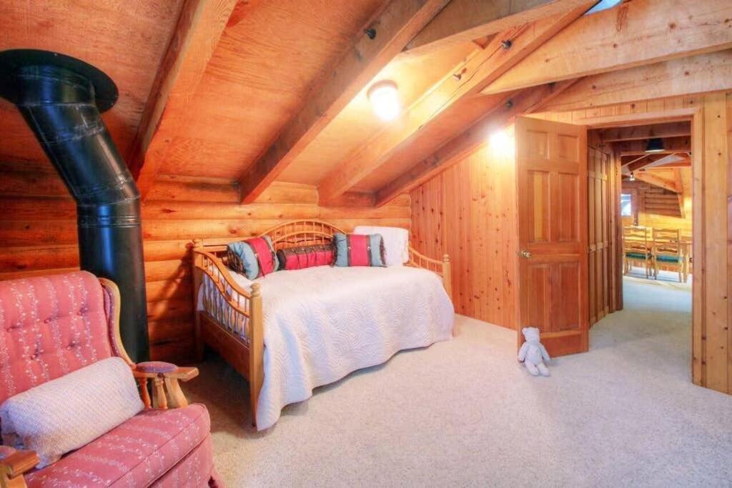 Log Cabin On The Stream Sundance, Utah Extérieur photo