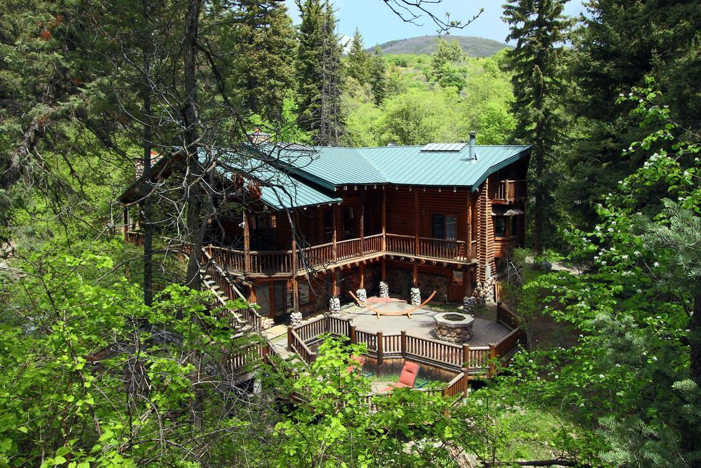 Log Cabin On The Stream Sundance, Utah Extérieur photo
